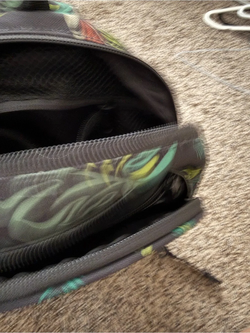 Dakine Essentials Mini 7L Backpack Tropical Utopia UEC